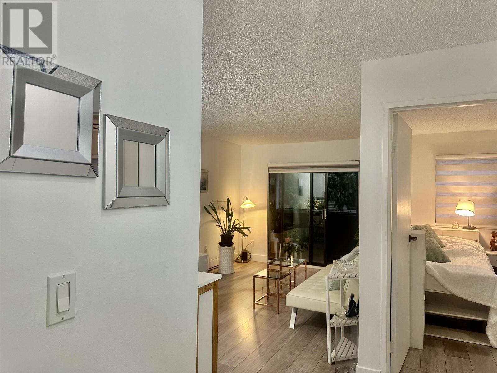 205 1948 COQUITLAM AVENUE, Port Coquitlam real estate listing R2949072