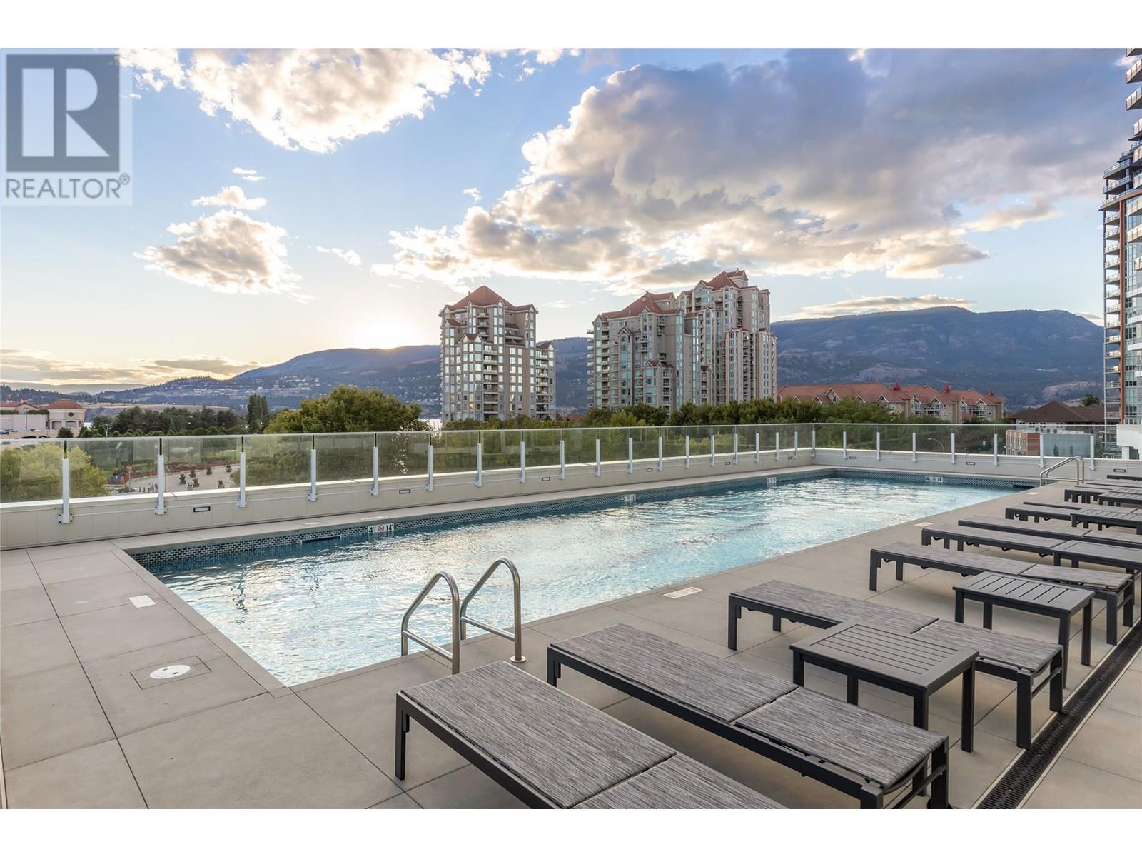 1503 1181 Sunset Drive, Kelowna