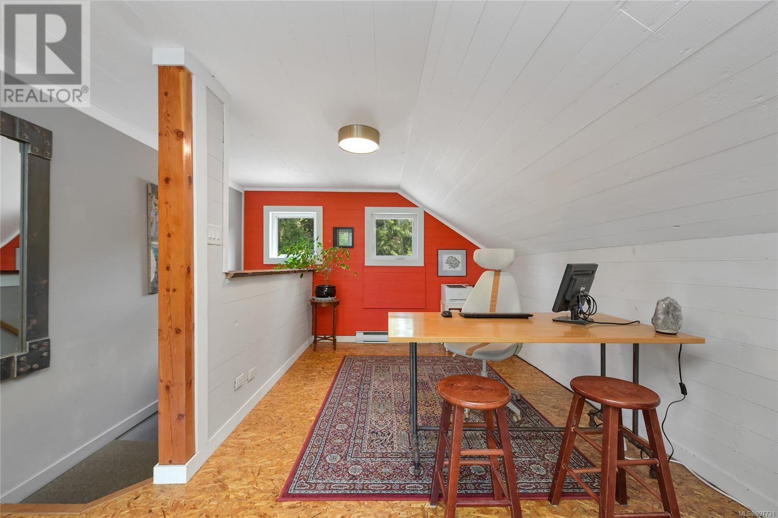  454 Village Bay Road, Mayne Island