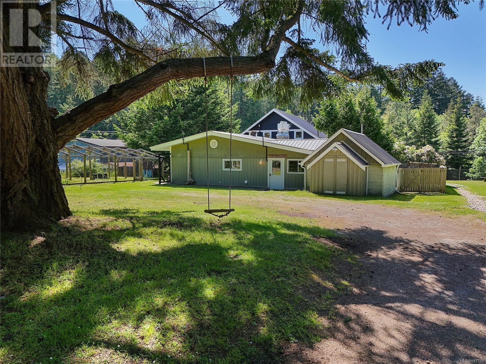 454 Village Bay Road, Mayne Island