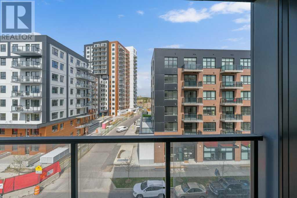 Single Family House for Sale in   University Avenue NW University District Calgary 