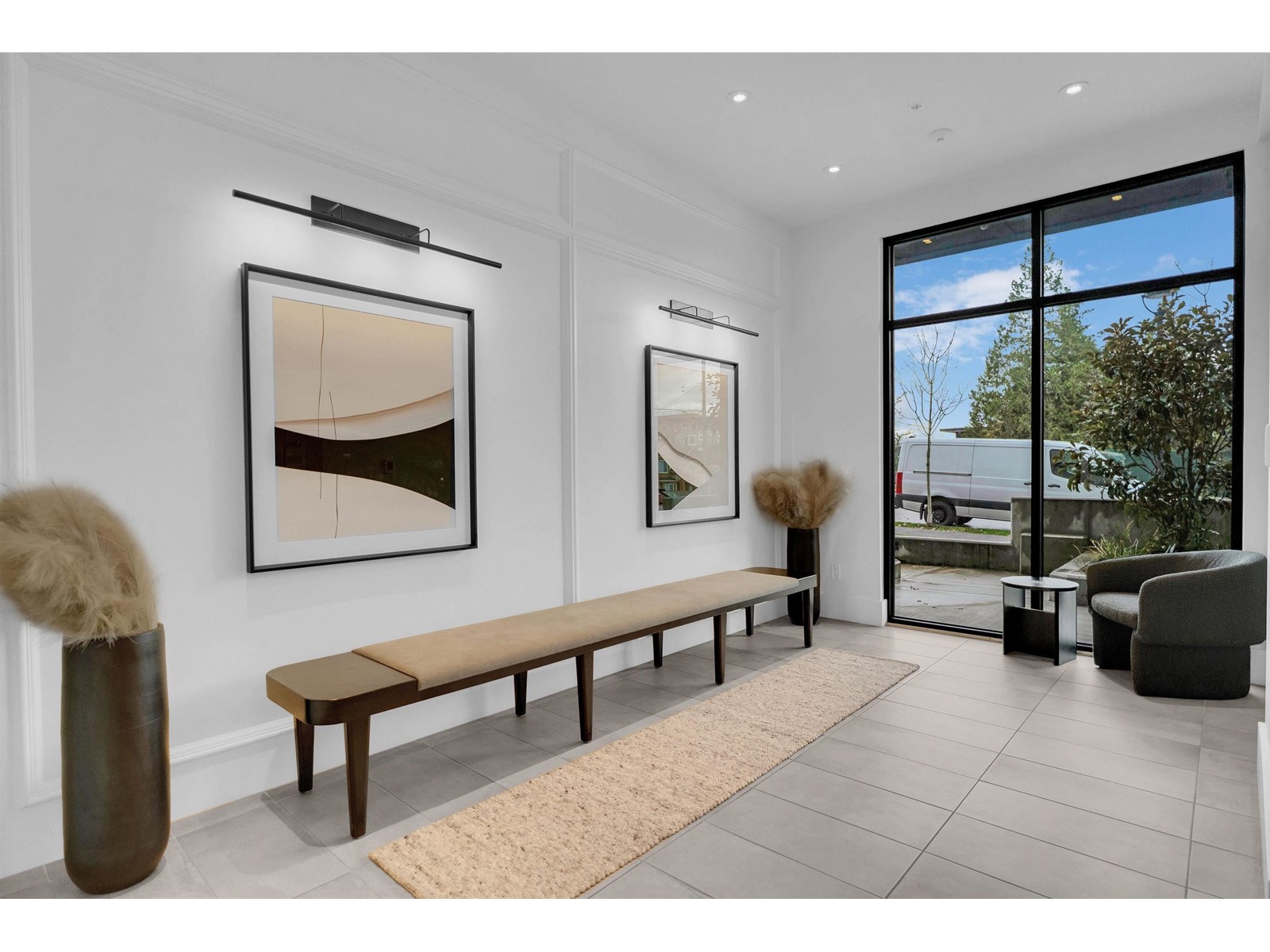 Photo 4 of 202 13929 105 Boulevard, Surrey BC