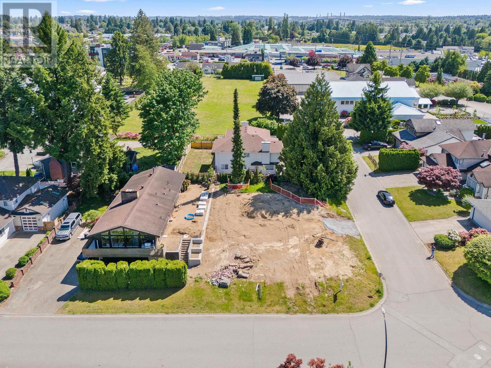 Photo 5 of 20270 121 Avenue, Maple Ridge BC