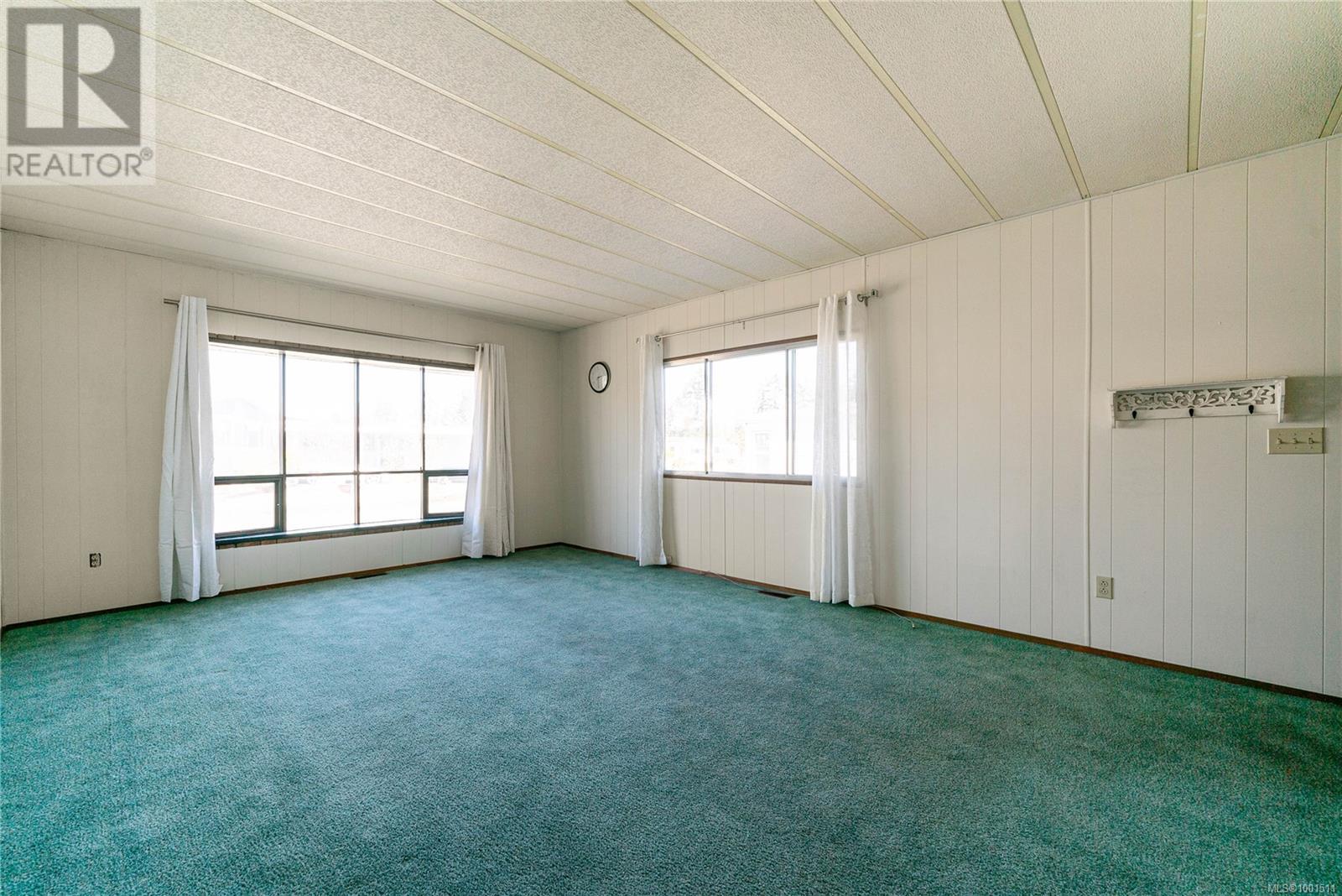 Photo 19 of 51 6325 Metral Dr, Nanaimo BC