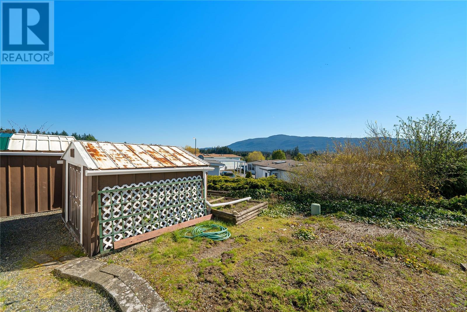 Photo 26 of 51 6325 Metral Dr, Nanaimo BC