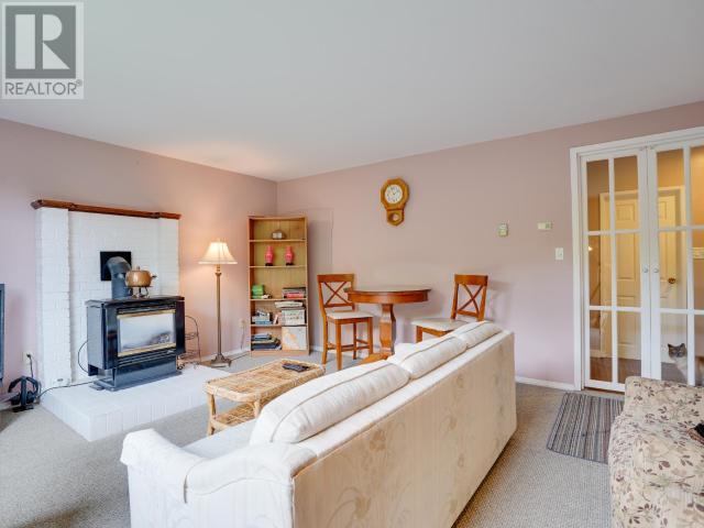 7034 THUNDER BAY STREET, Powell River