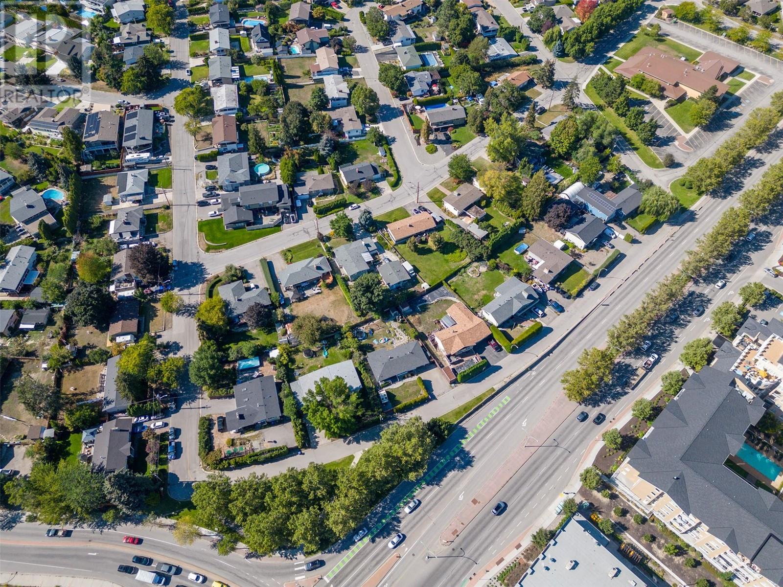 702 Glenmore Drive - 1