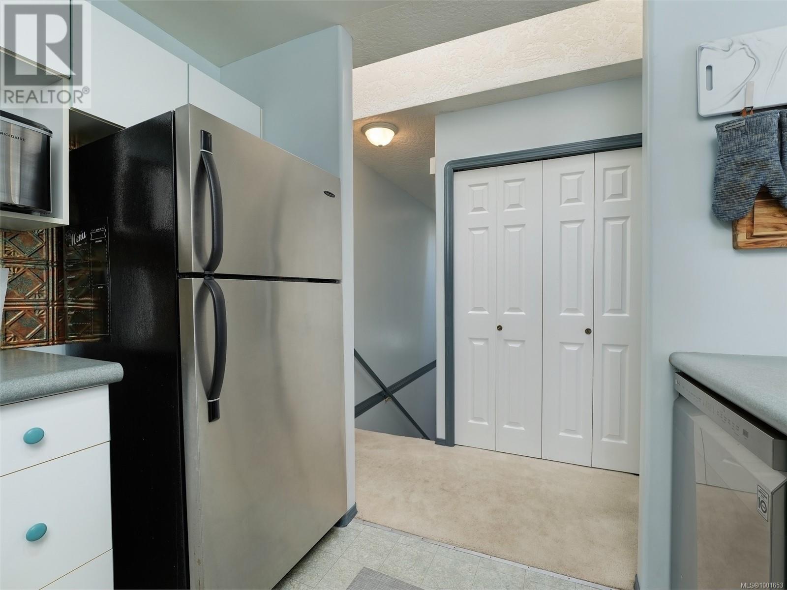 12 2190 Drennan St, Sooke