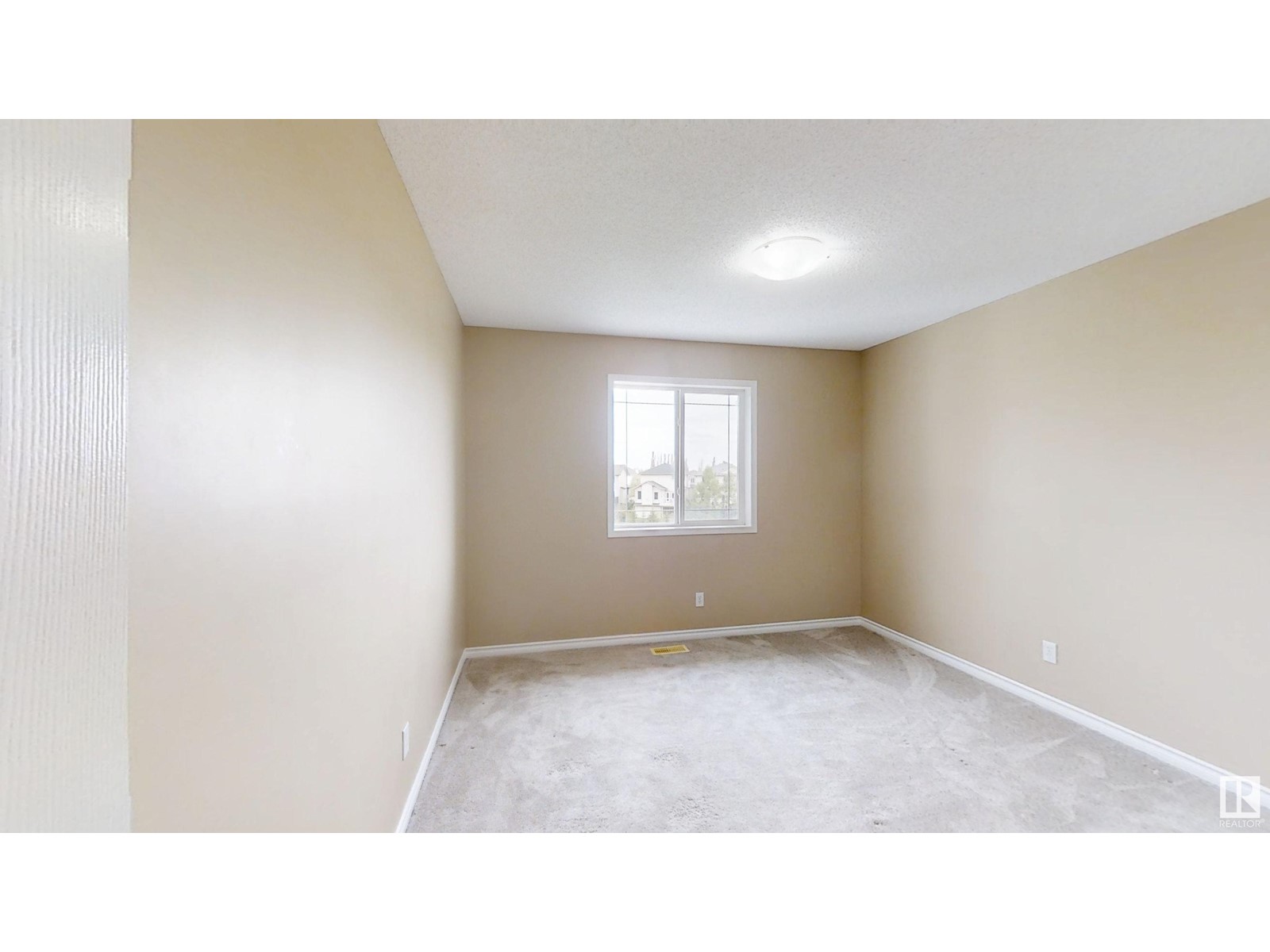 Photo 39 of 8403 5 Av Sw, Edmonton AB