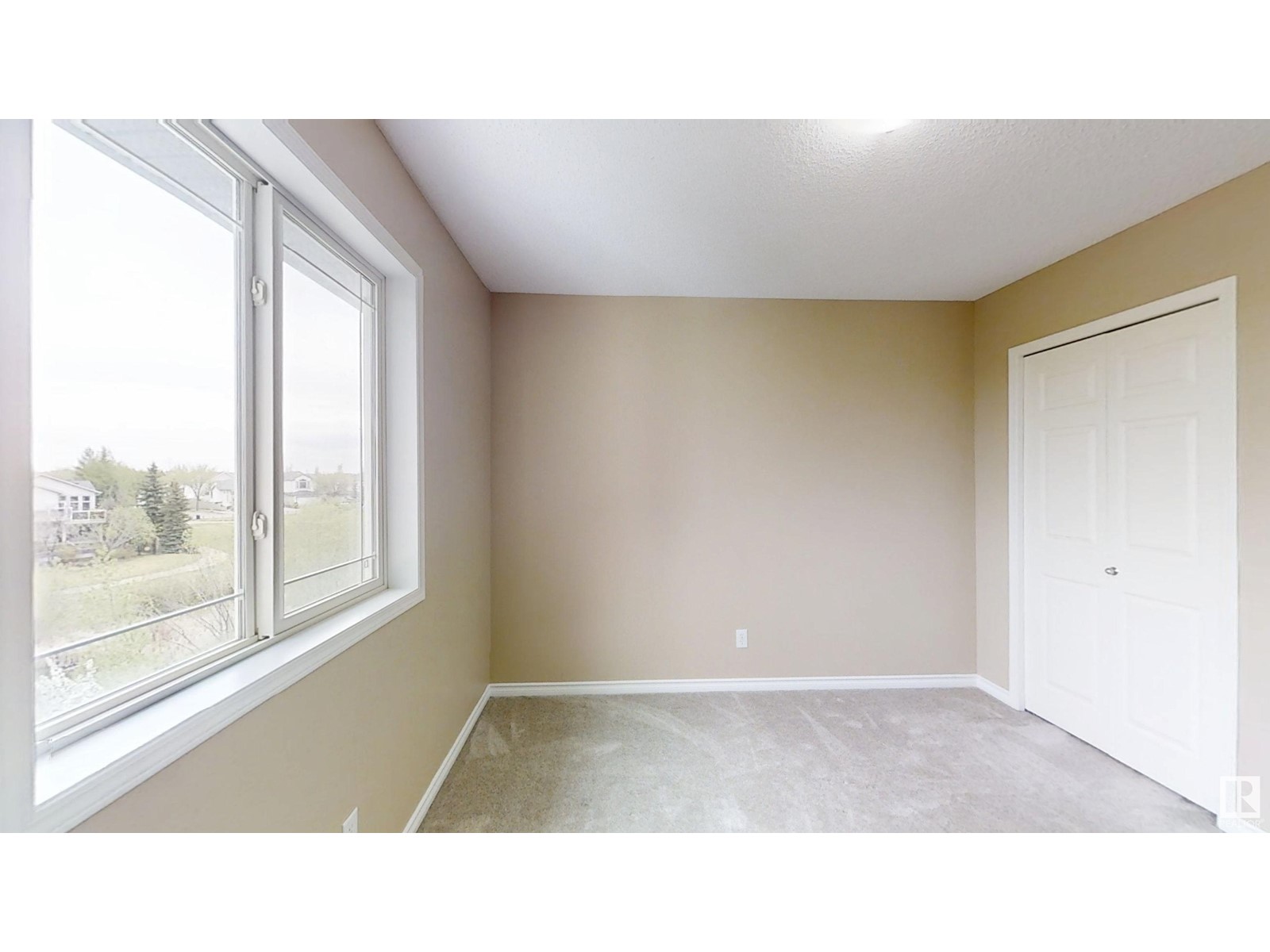 Photo 38 of 8403 5 Av Sw, Edmonton AB