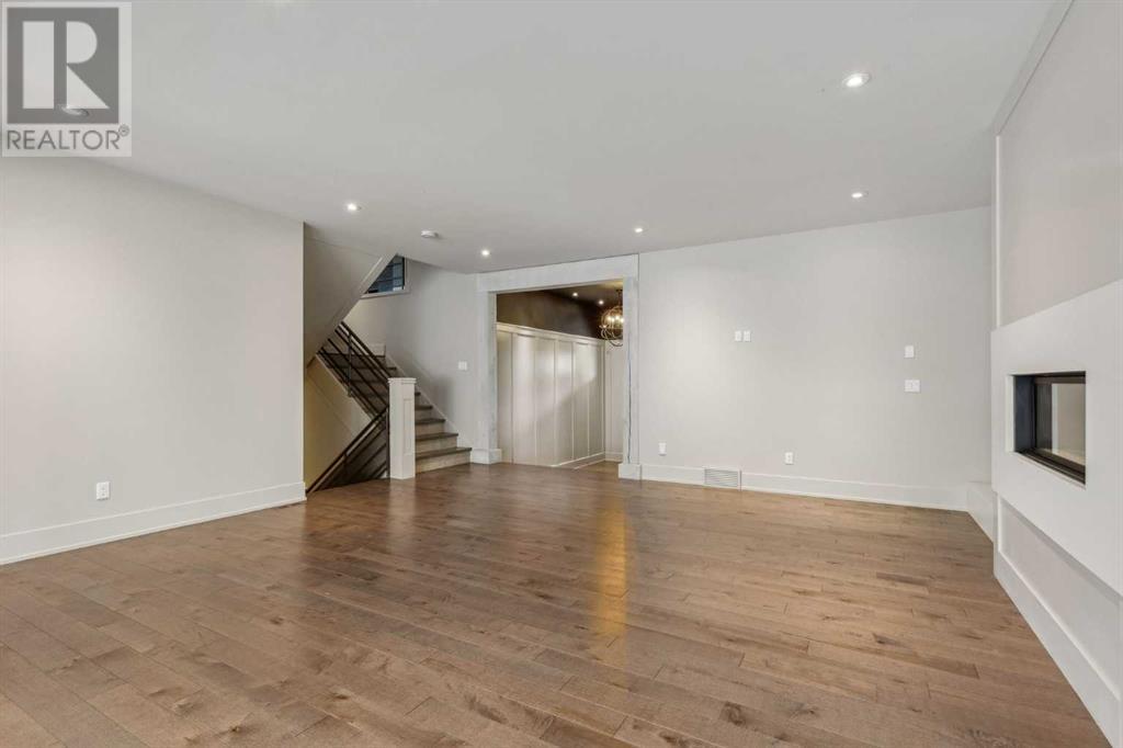Single Family House for Sale in  Britannia Drive SW Elboya Calgary 
