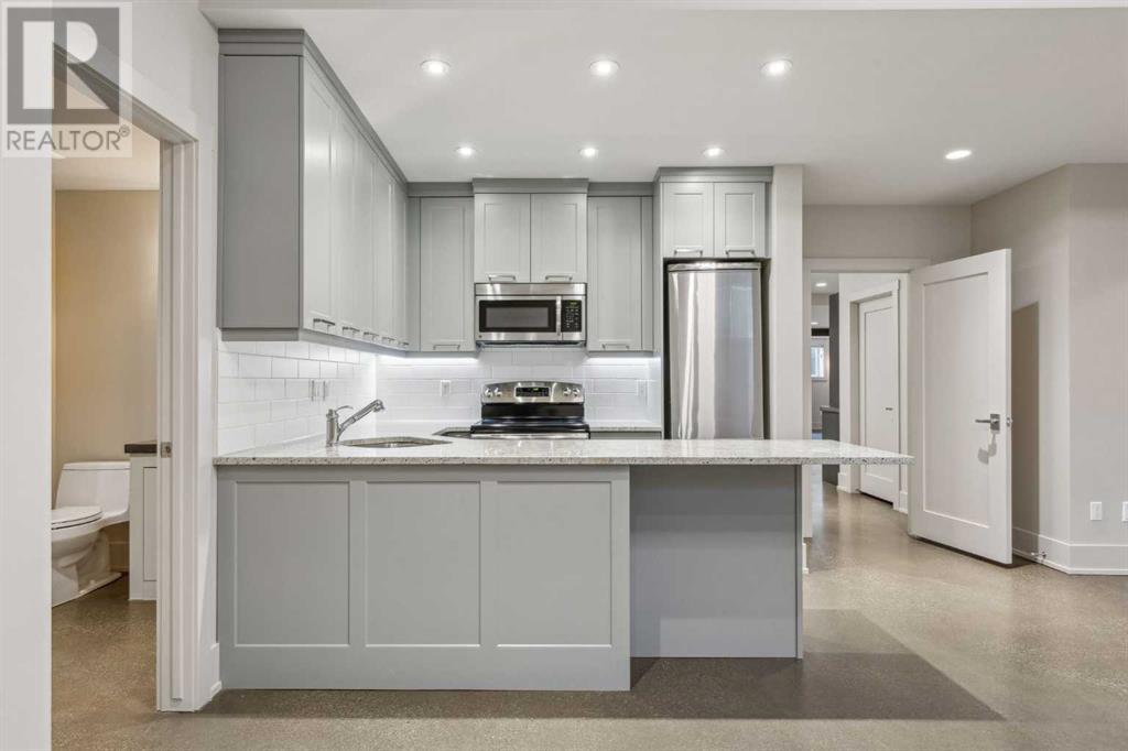 Single Family House for Sale in  Britannia Drive SW Elboya Calgary 