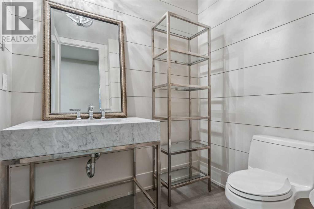 Single Family House for Sale in  Britannia Drive SW Elboya Calgary 