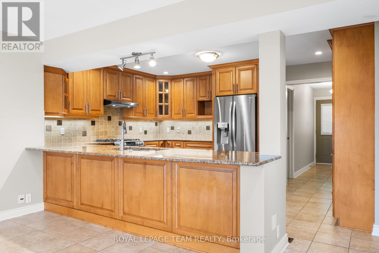 Photo 26 of 3 Millbrook Crescent, Ottawa ON