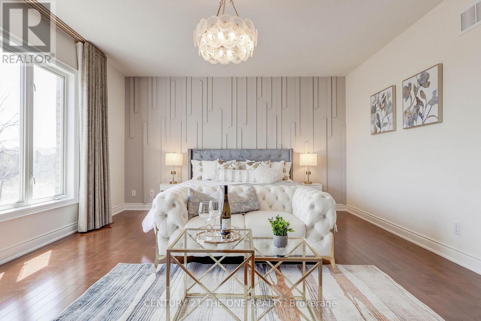 Single Family House for Sale in  RIVERMILL CRESCENT Vaughan (Patterson) 