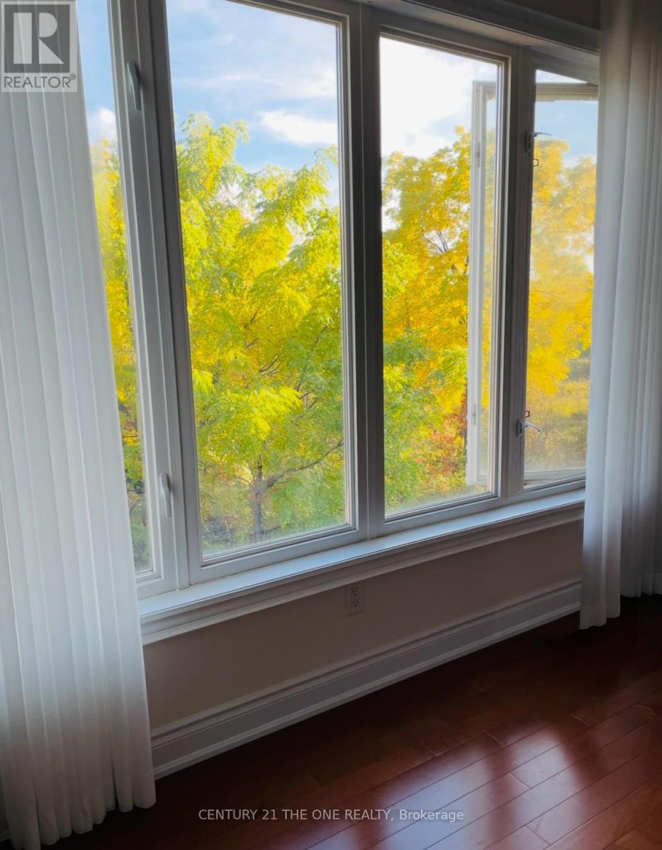 Single Family House for Sale in  RIVERMILL CRESCENT Vaughan (Patterson) 
