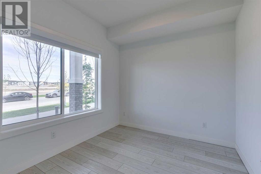 Single Family House for Sale in  Creekstone Drive SW Pine Creek Calgary 