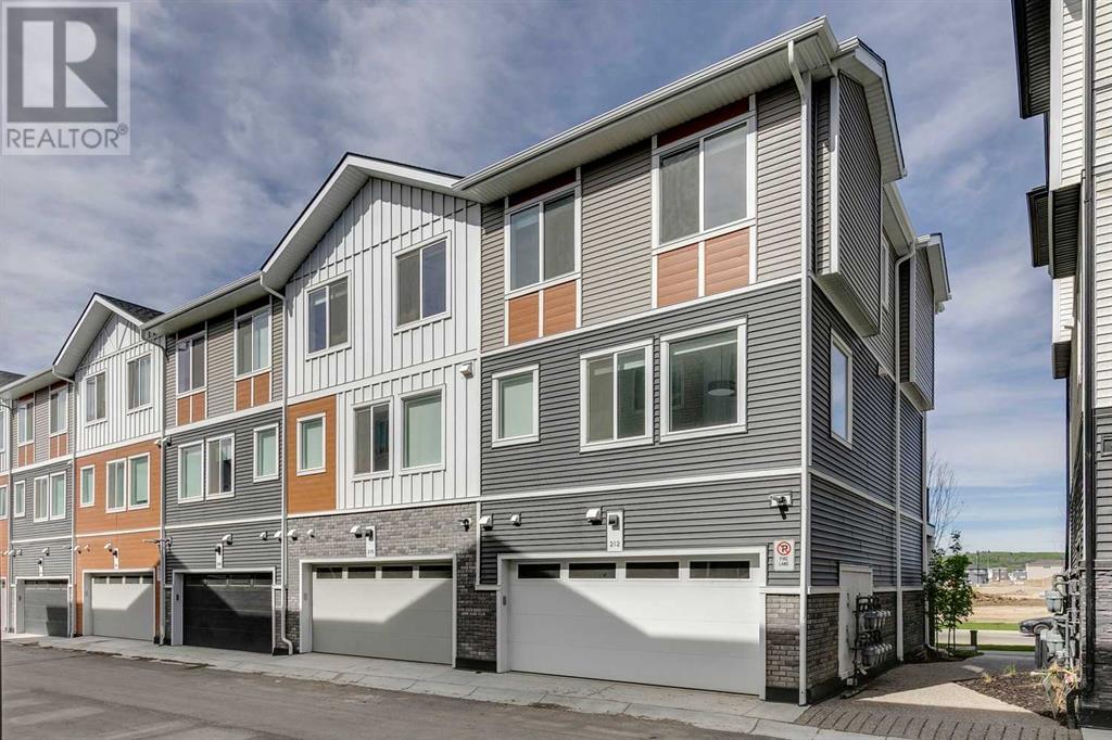 Single Family House for Sale in  Creekstone Drive SW Pine Creek Calgary 