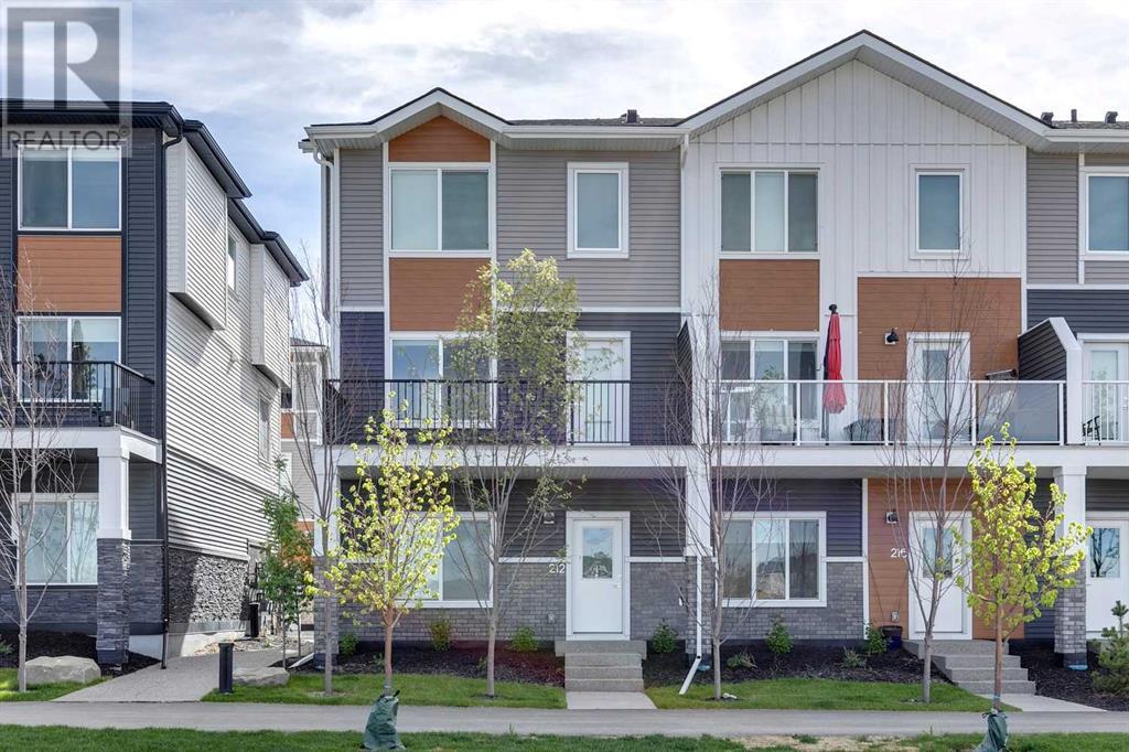 Single Family House for Sale in  Creekstone Drive SW Pine Creek Calgary 