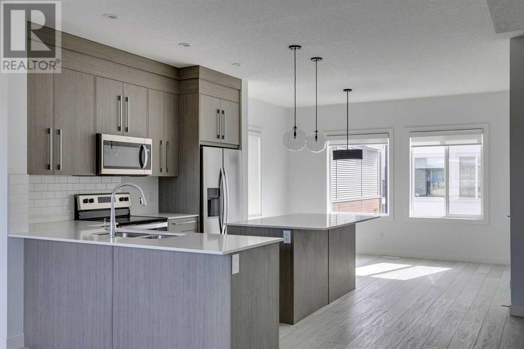 Single Family House for Sale in  Creekstone Drive SW Pine Creek Calgary 