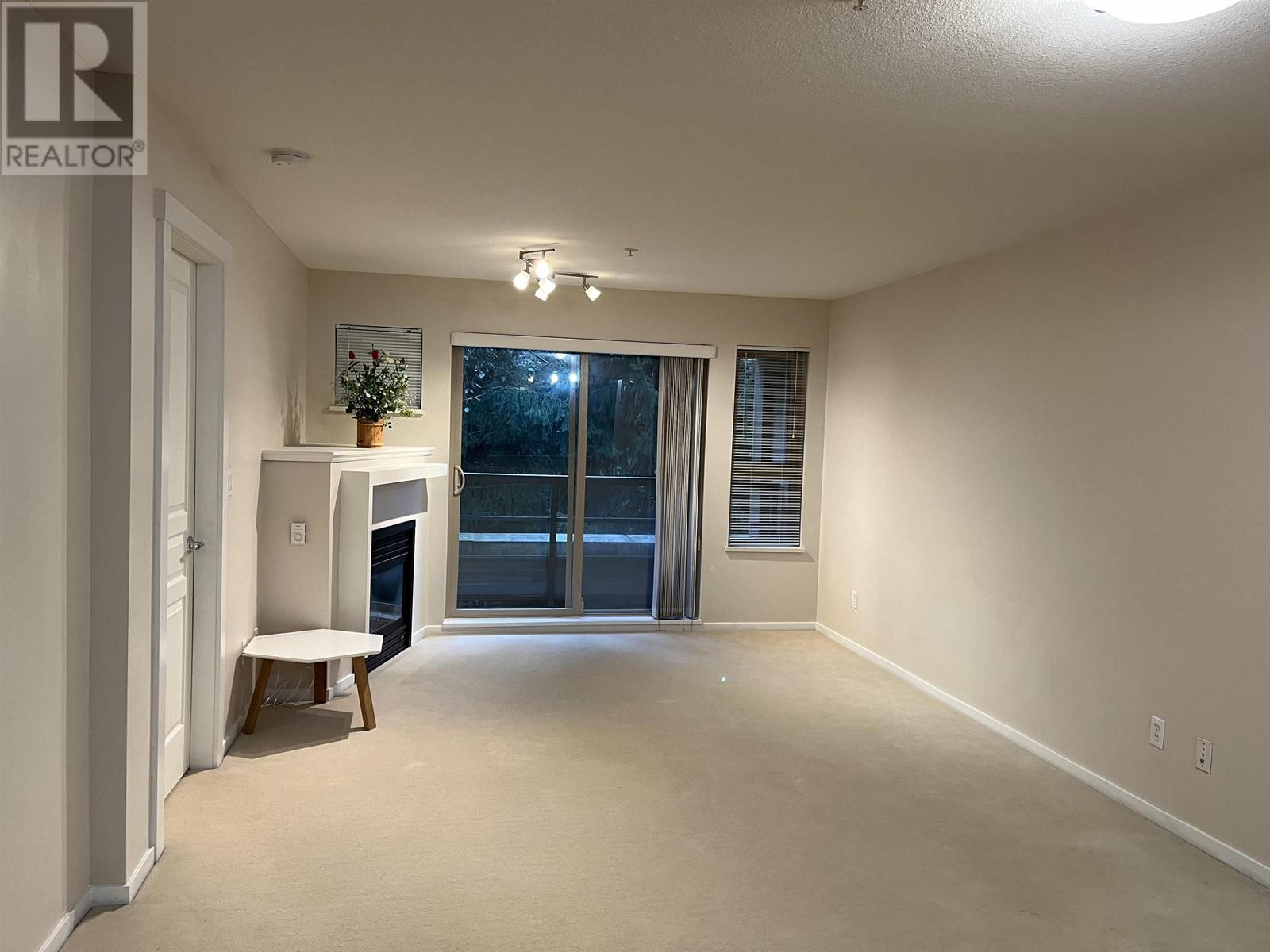 Photo 5 of 409 9319 University Crescent, Burnaby BC