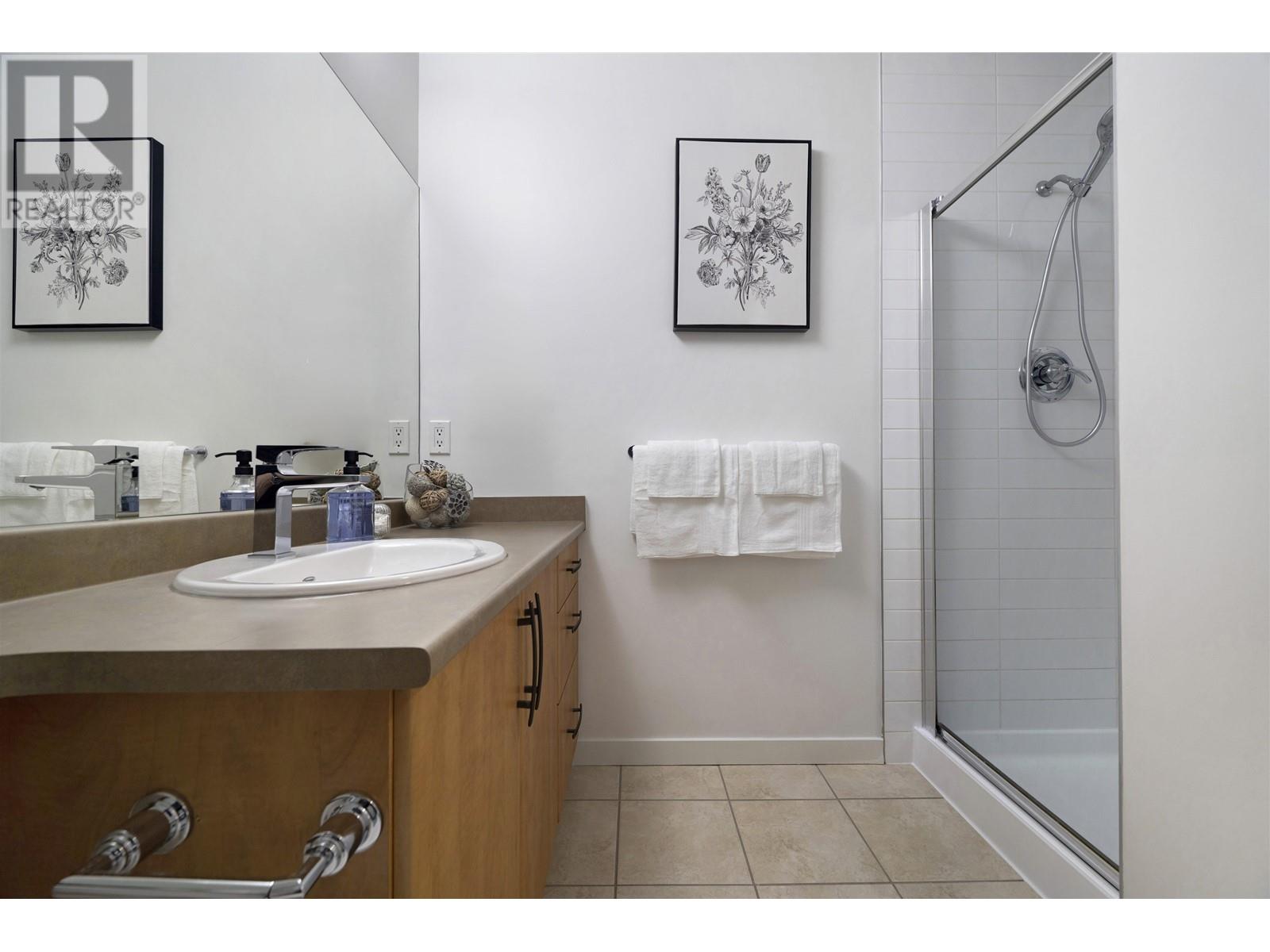 323 12350 HARRIS ROAD, Pitt Meadows real estate listing R3008865