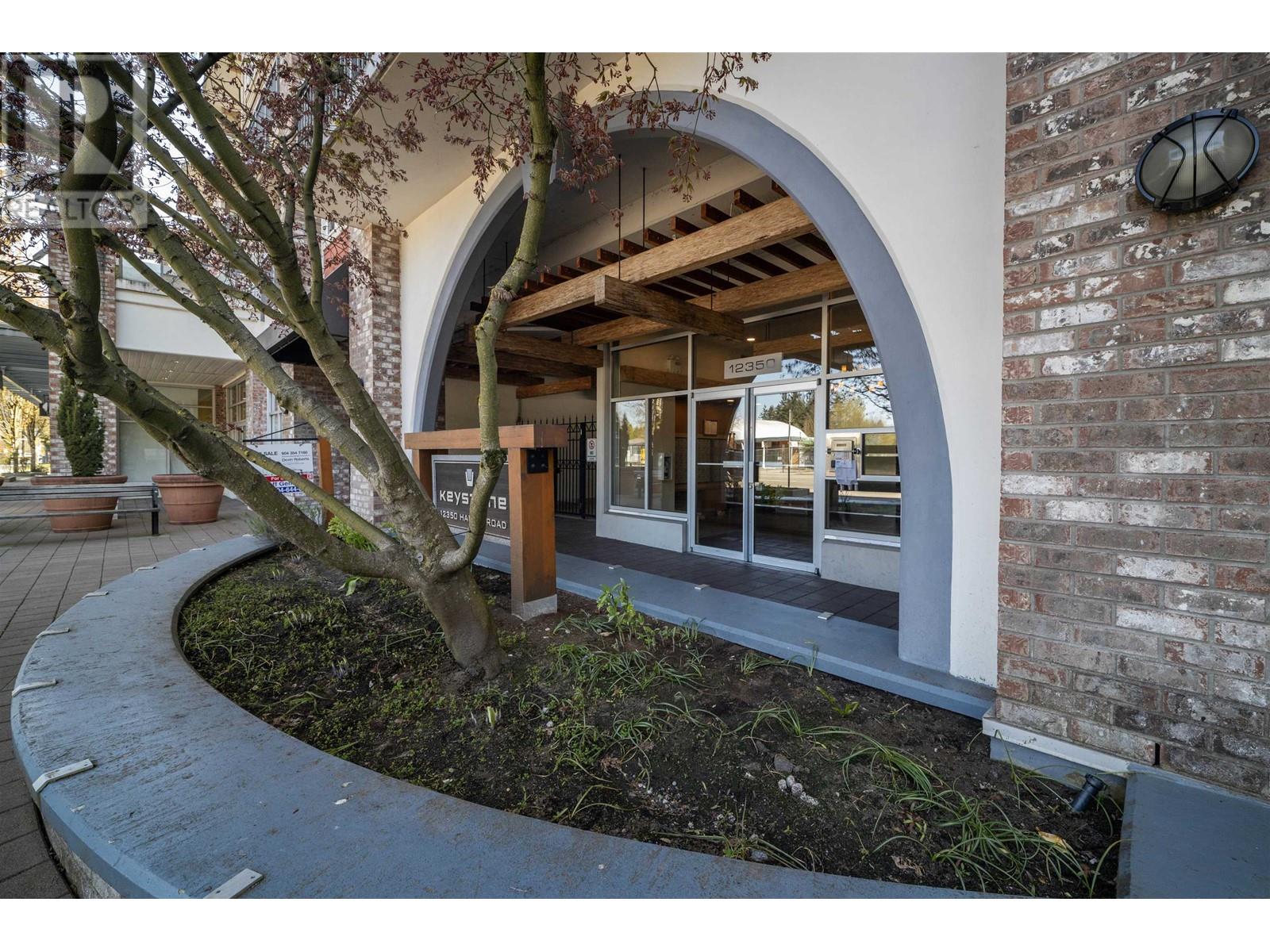 323 12350 HARRIS ROAD, Pitt Meadows real estate listing R3008865