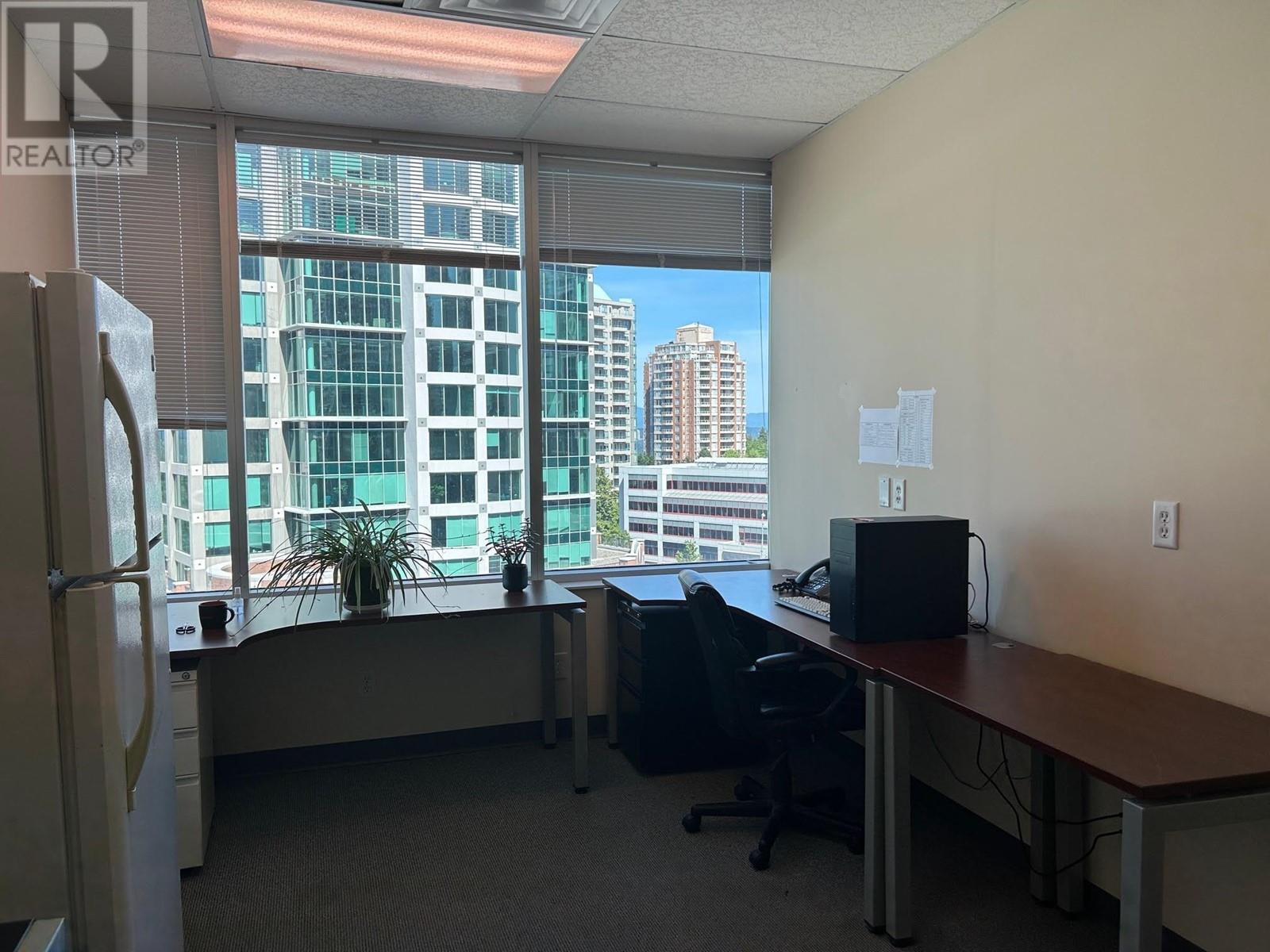 Office in Burnaby - Image 5