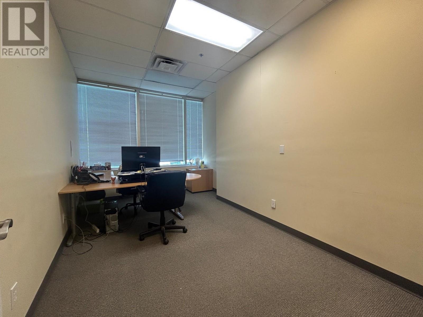 Office in Burnaby - Image 7