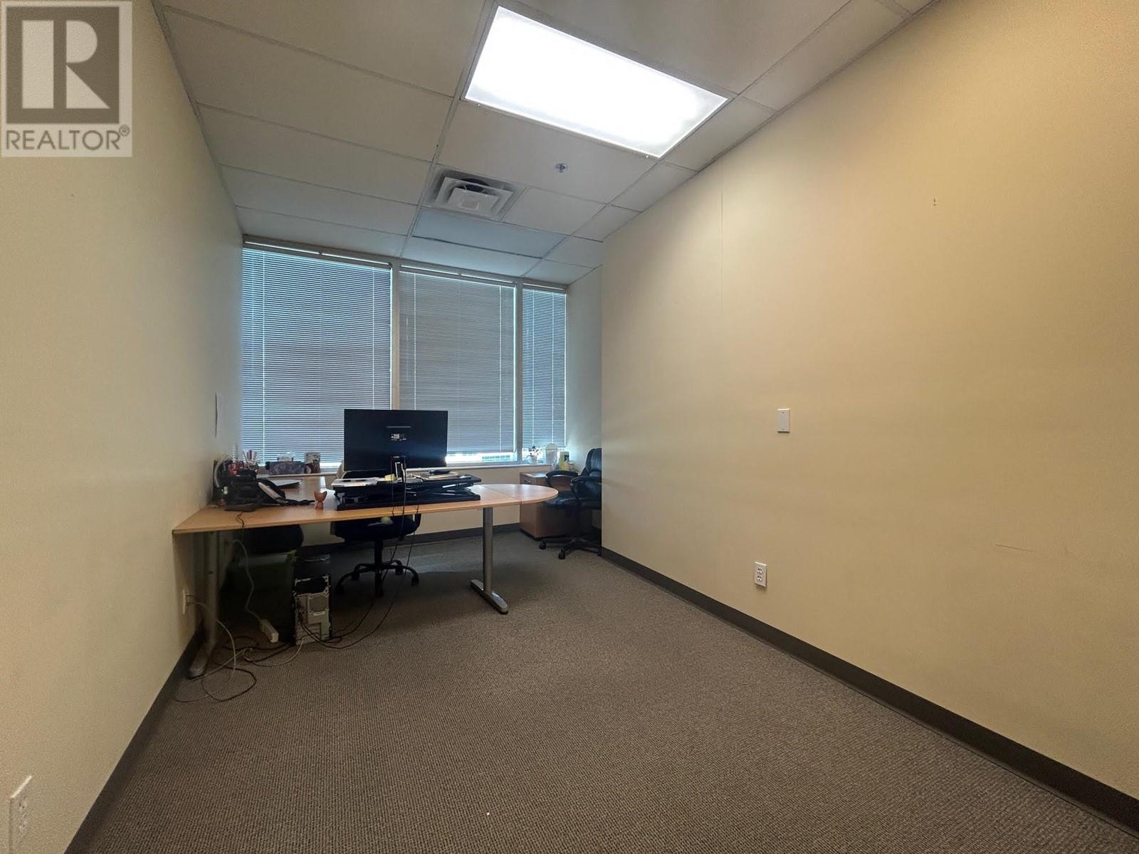 Office in Burnaby - Image 8