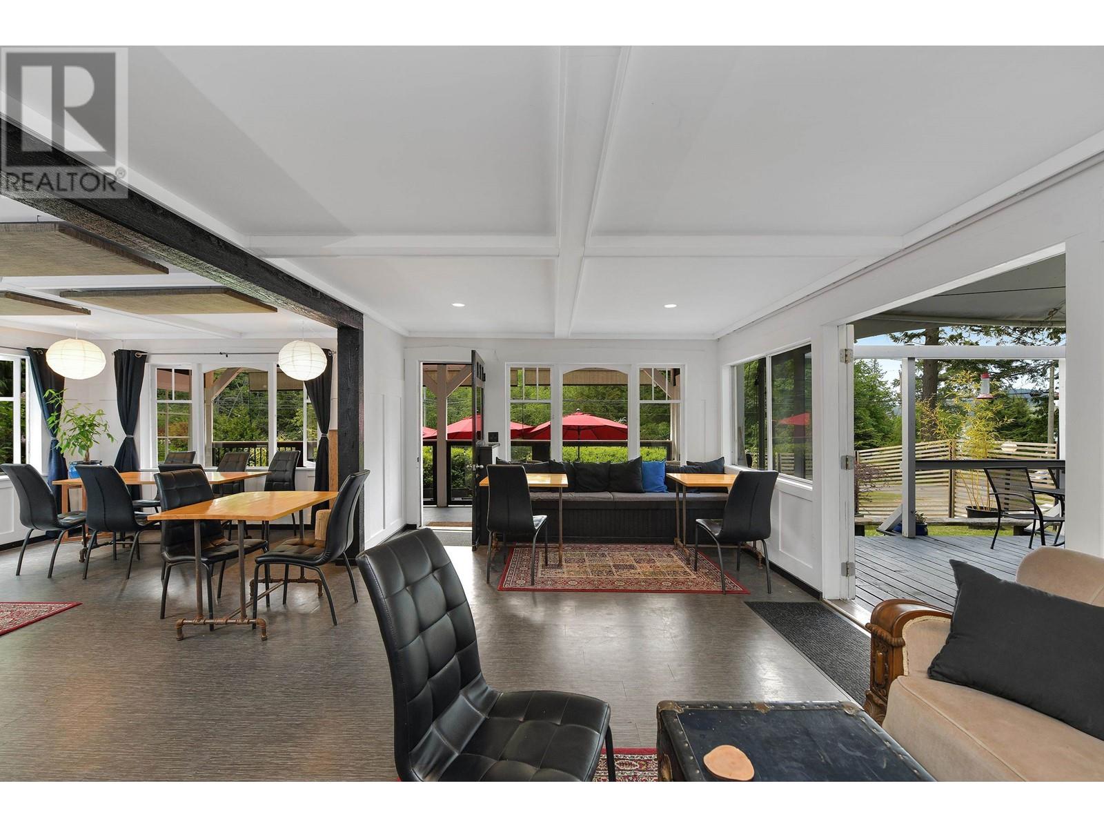 454 VILLAGE BAY ROAD, Mayne Island