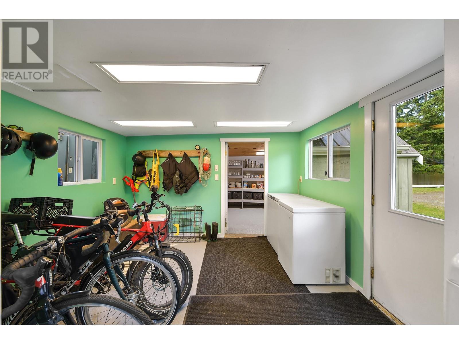 454 VILLAGE BAY ROAD, Mayne Island