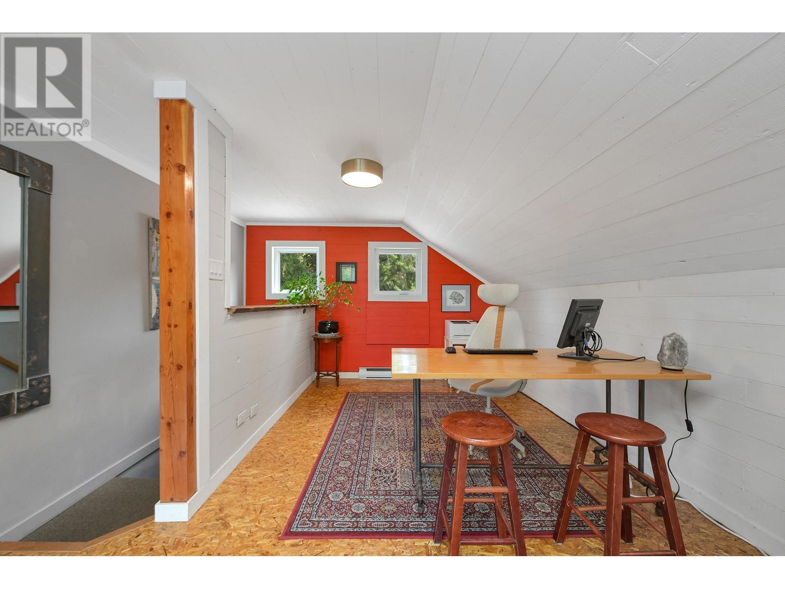 454 VILLAGE BAY ROAD, Mayne Island