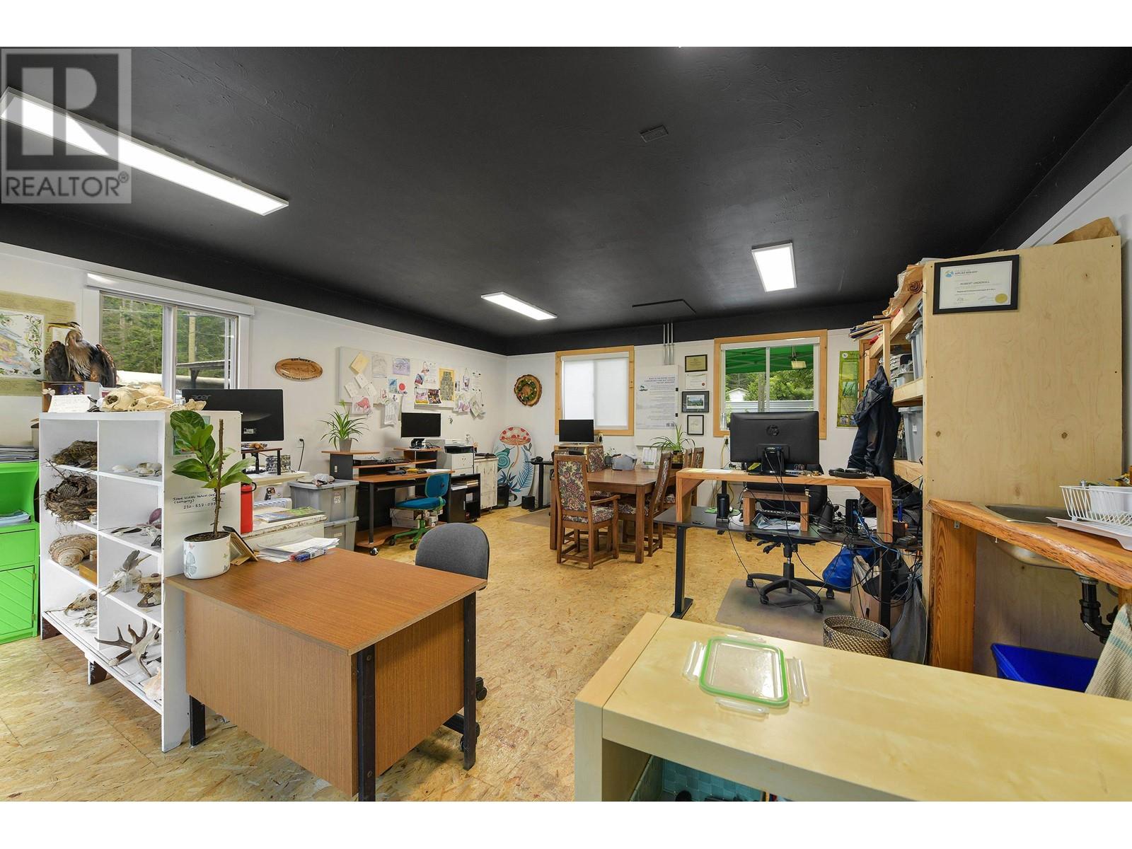 454 VILLAGE BAY ROAD, Mayne Island