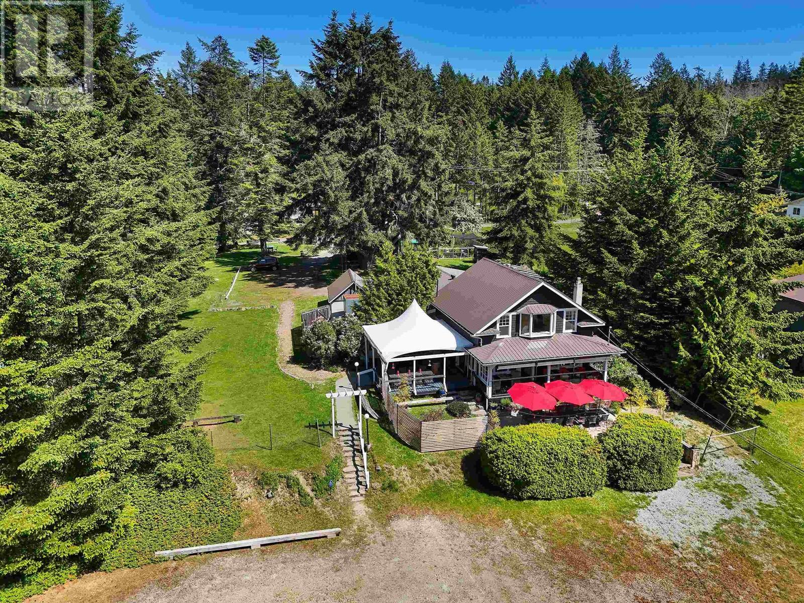 454 VILLAGE BAY ROAD, Mayne Island