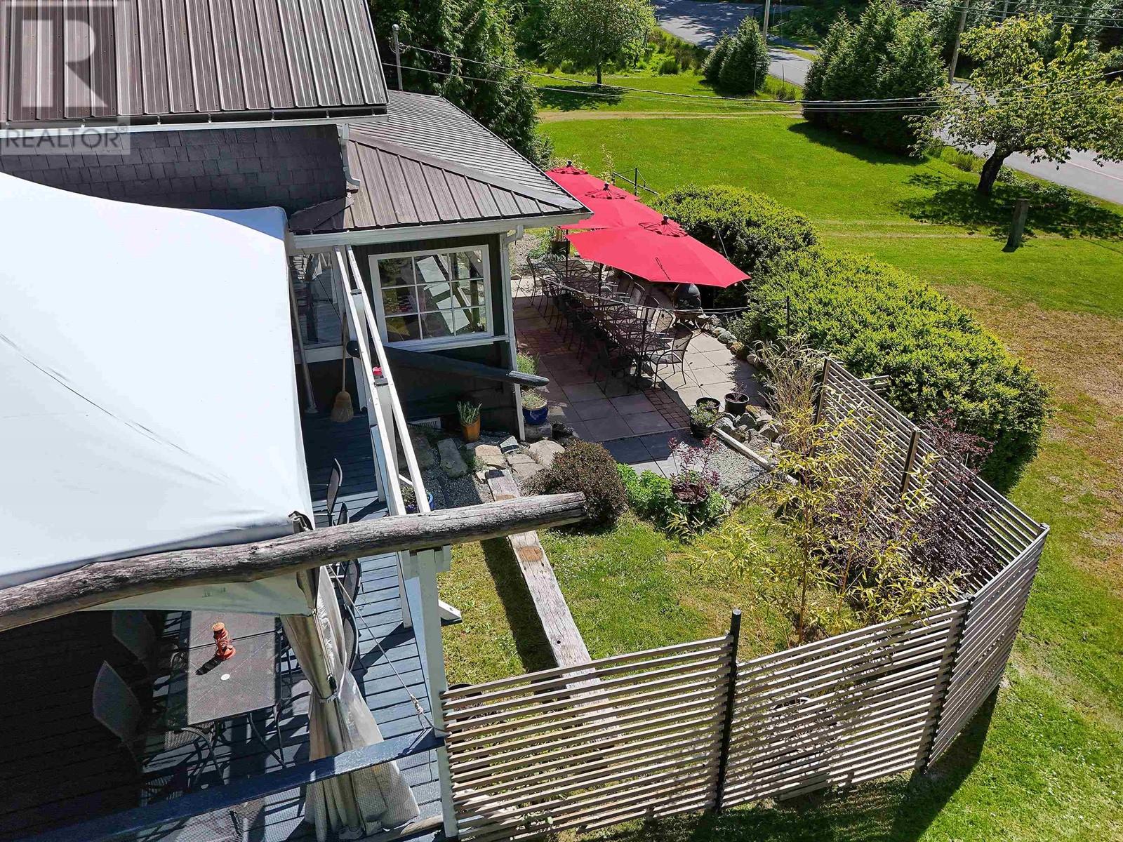 454 VILLAGE BAY ROAD, Mayne Island