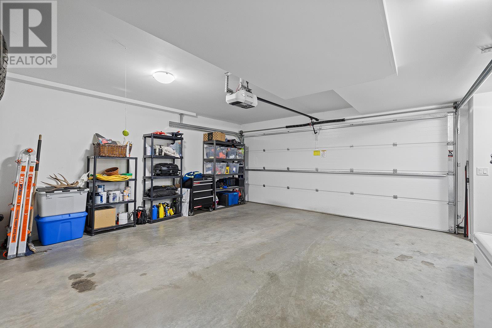 4 1515 Highland Drive North, Kelowna