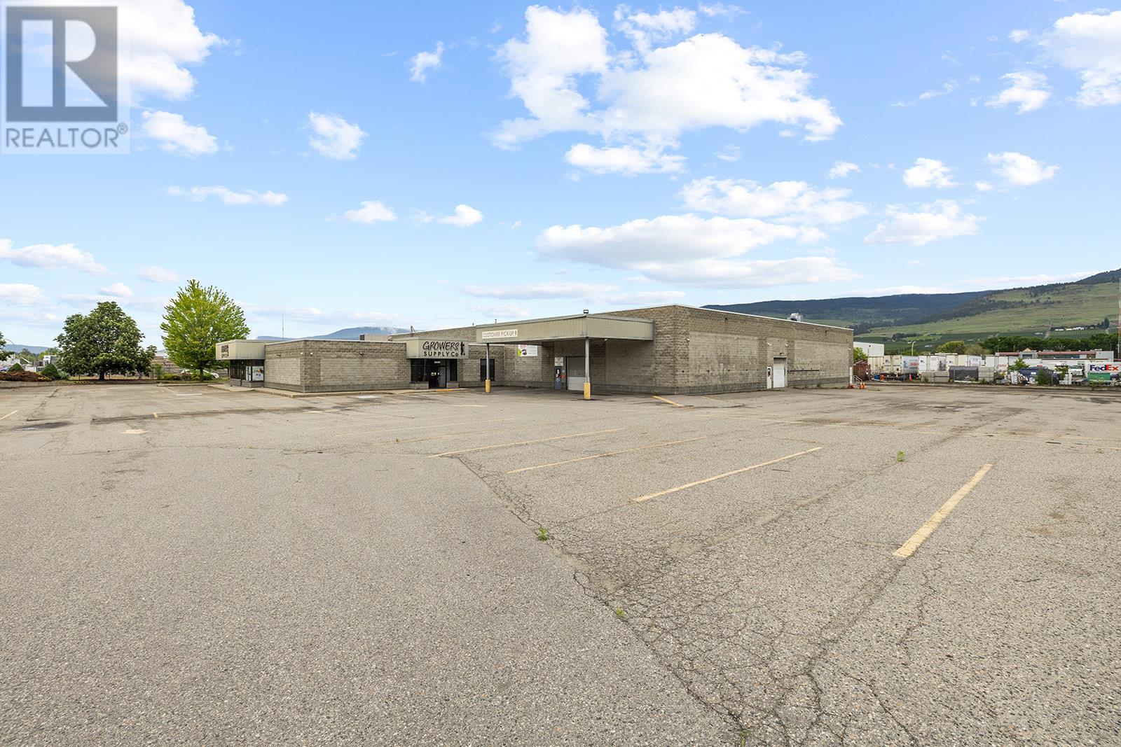 2605 Acland Road, Kelowna