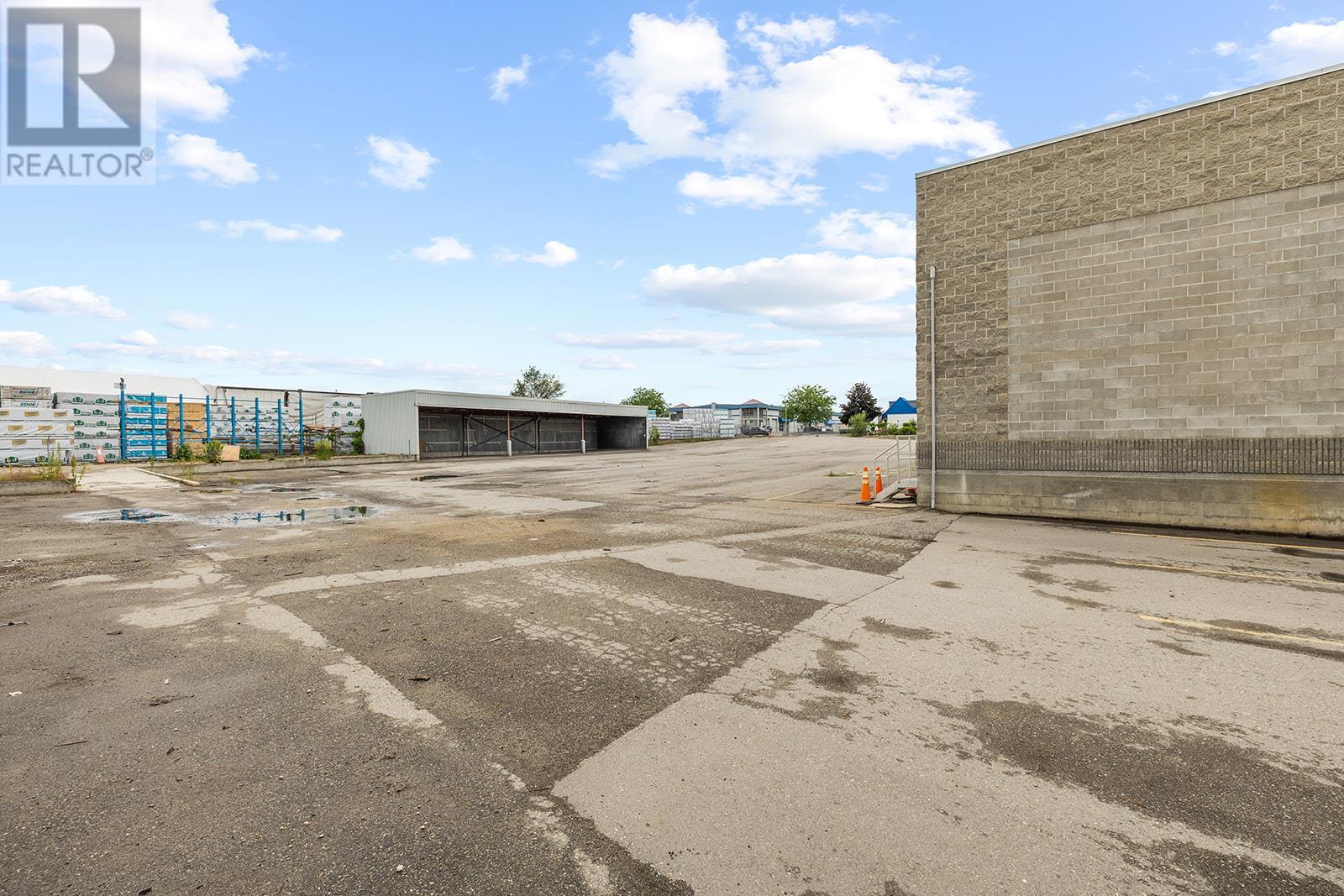 2605 Acland Road, Kelowna