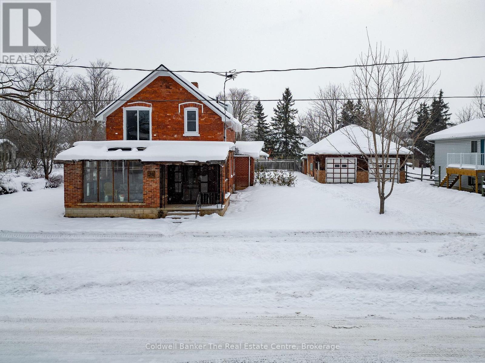 Photo 1 of 24 Elizabeth Street W, Clearview ON
