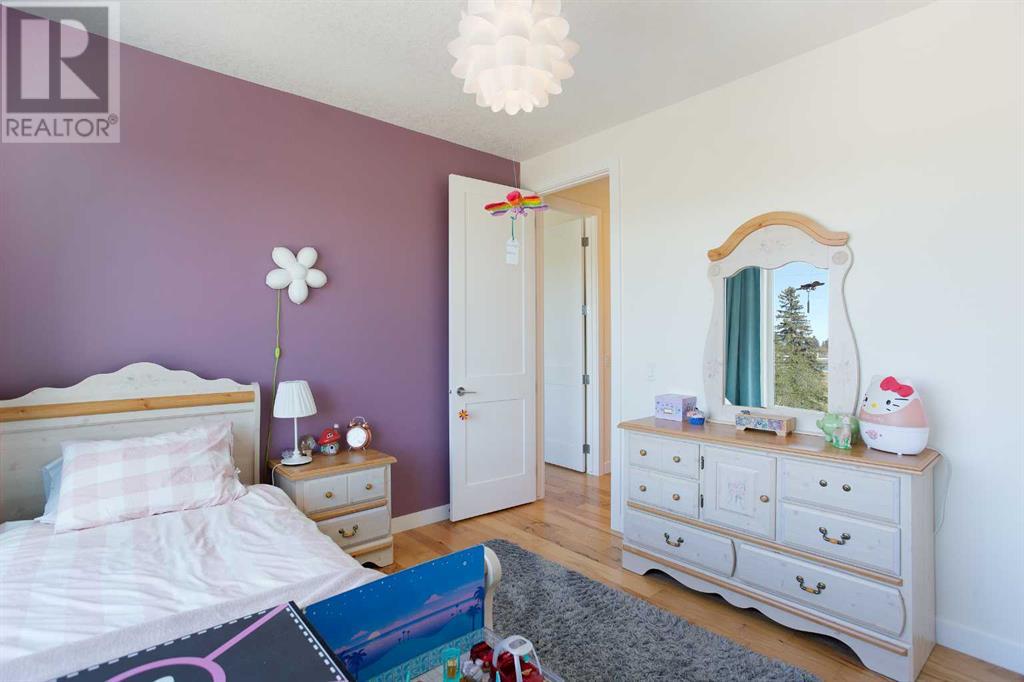 Single Family House for Sale in  Sarcee Road SW Rutland Park Calgary 