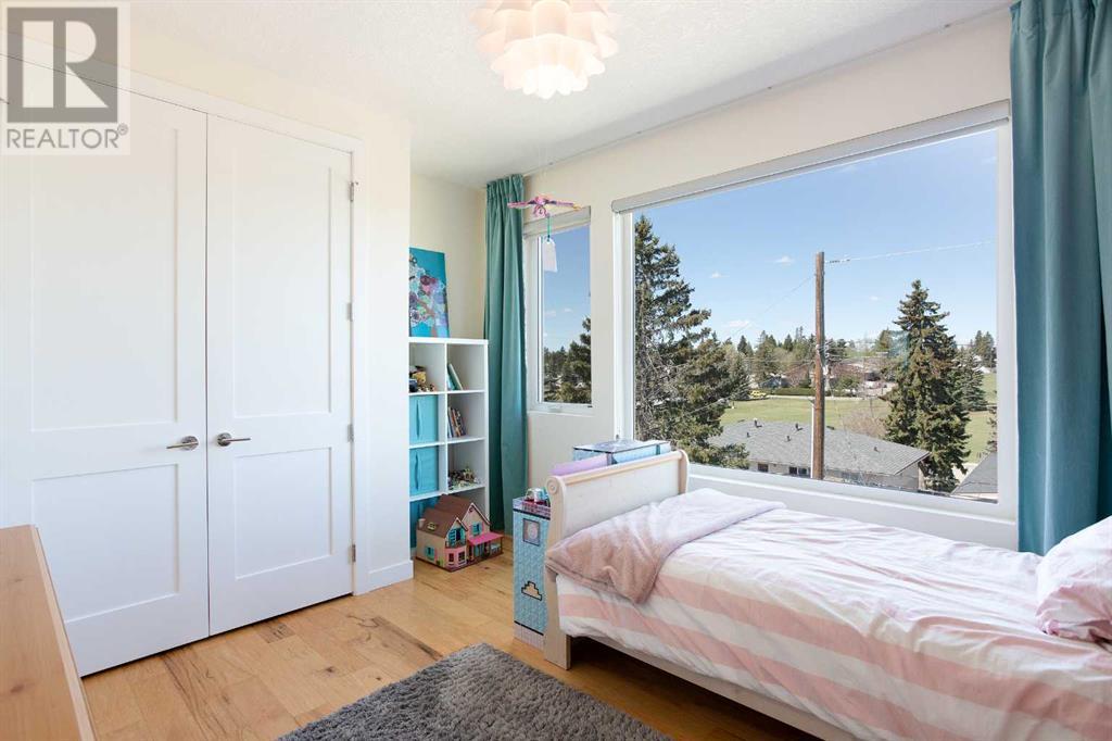 Single Family House for Sale in  Sarcee Road SW Rutland Park Calgary 