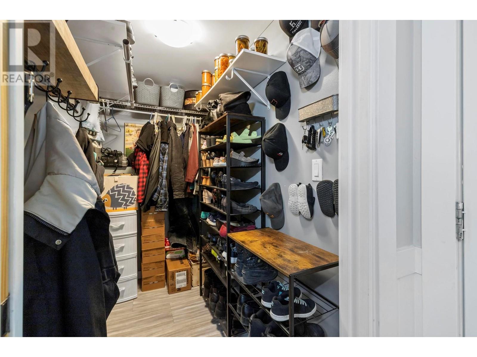  3548 MacDonnel Road, West Kelowna