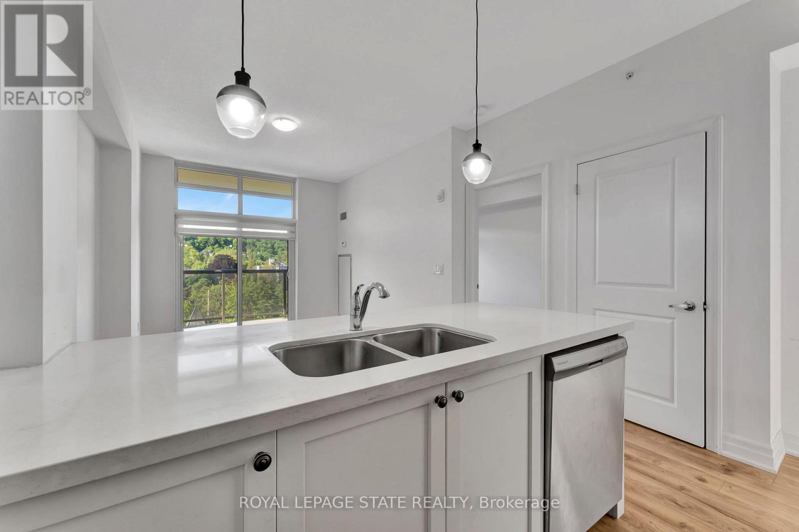 Photo 47 of 809 81 Robinson Street, Hamilton ON