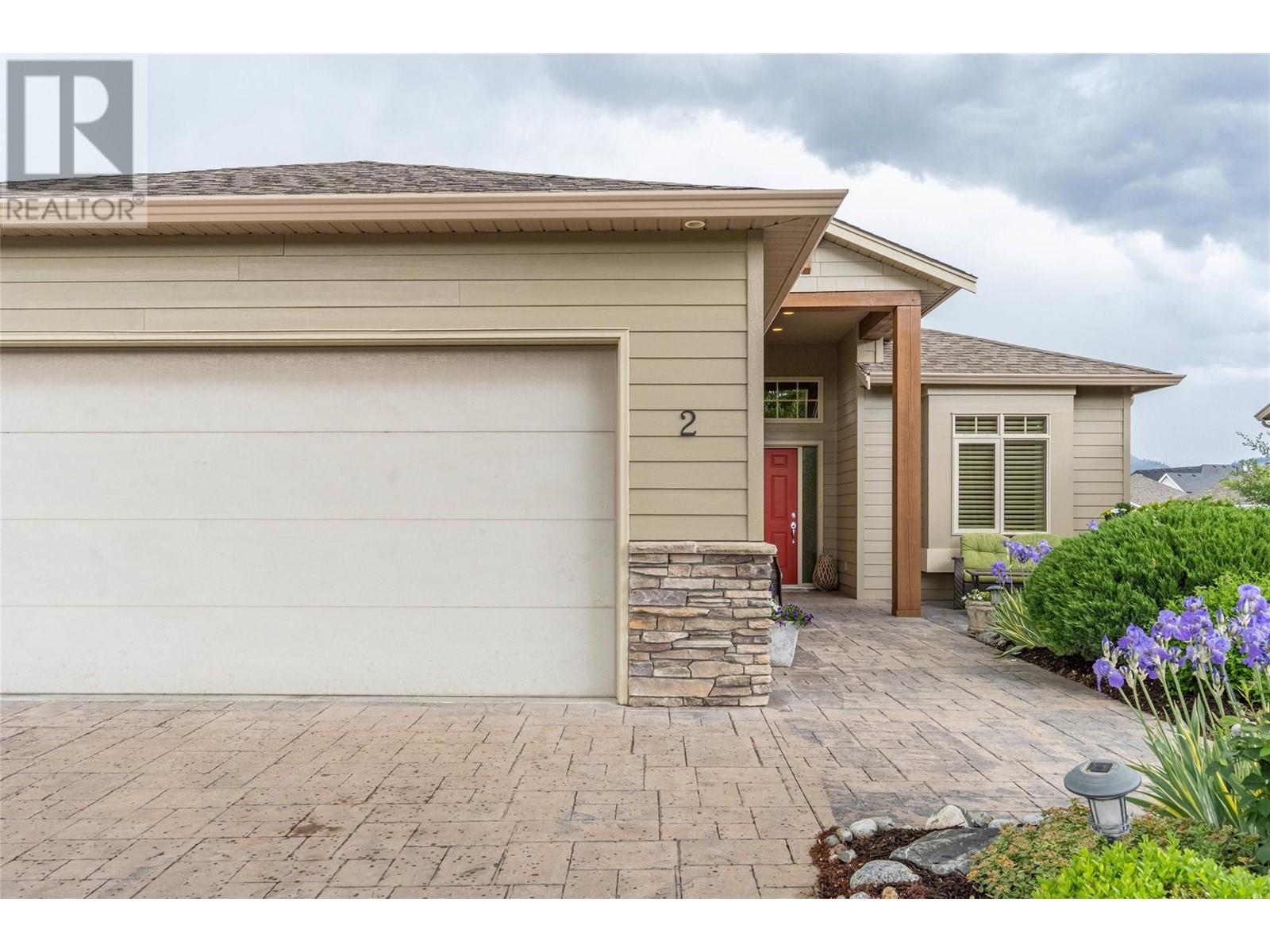 2 6833 Meadows Drive, Oliver