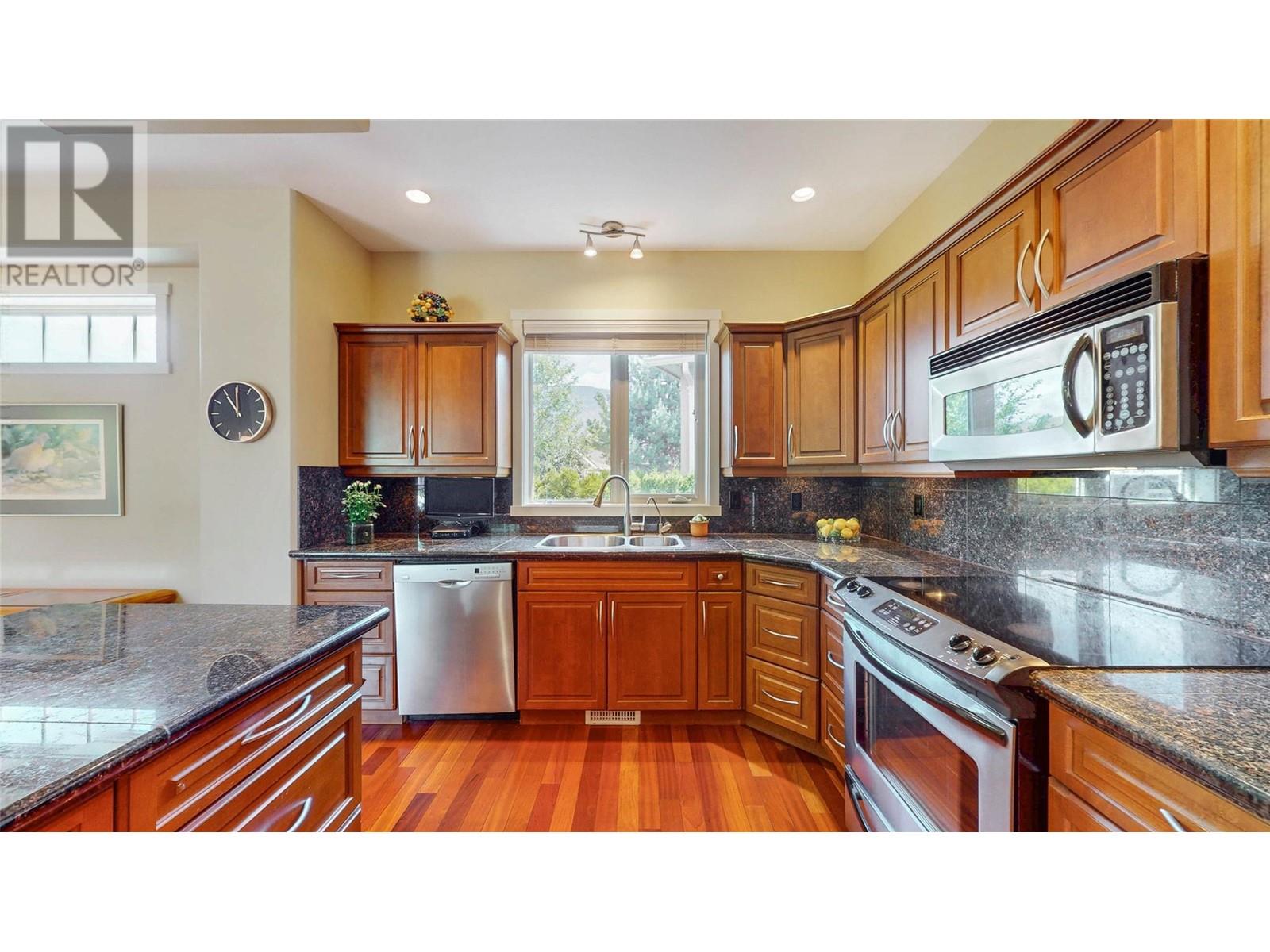 2 6833 Meadows Drive, Oliver