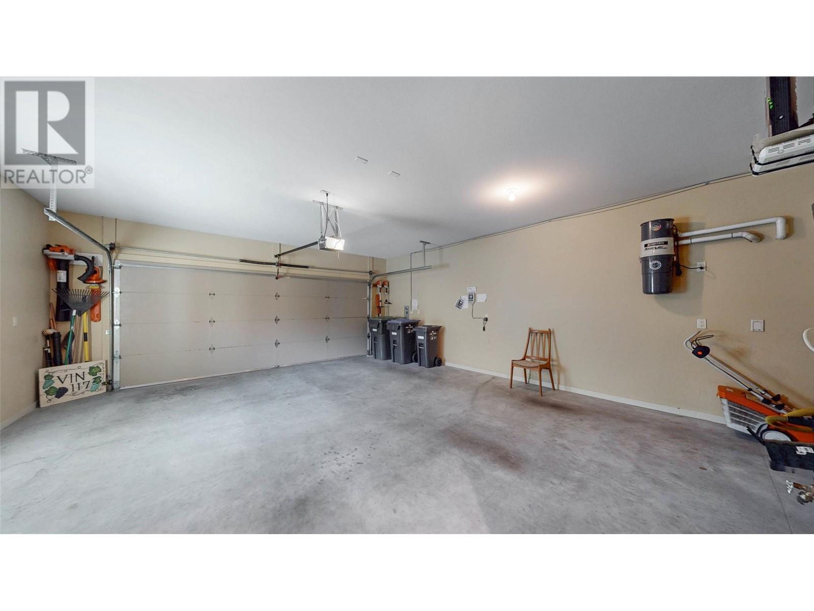 2 6833 Meadows Drive, Oliver