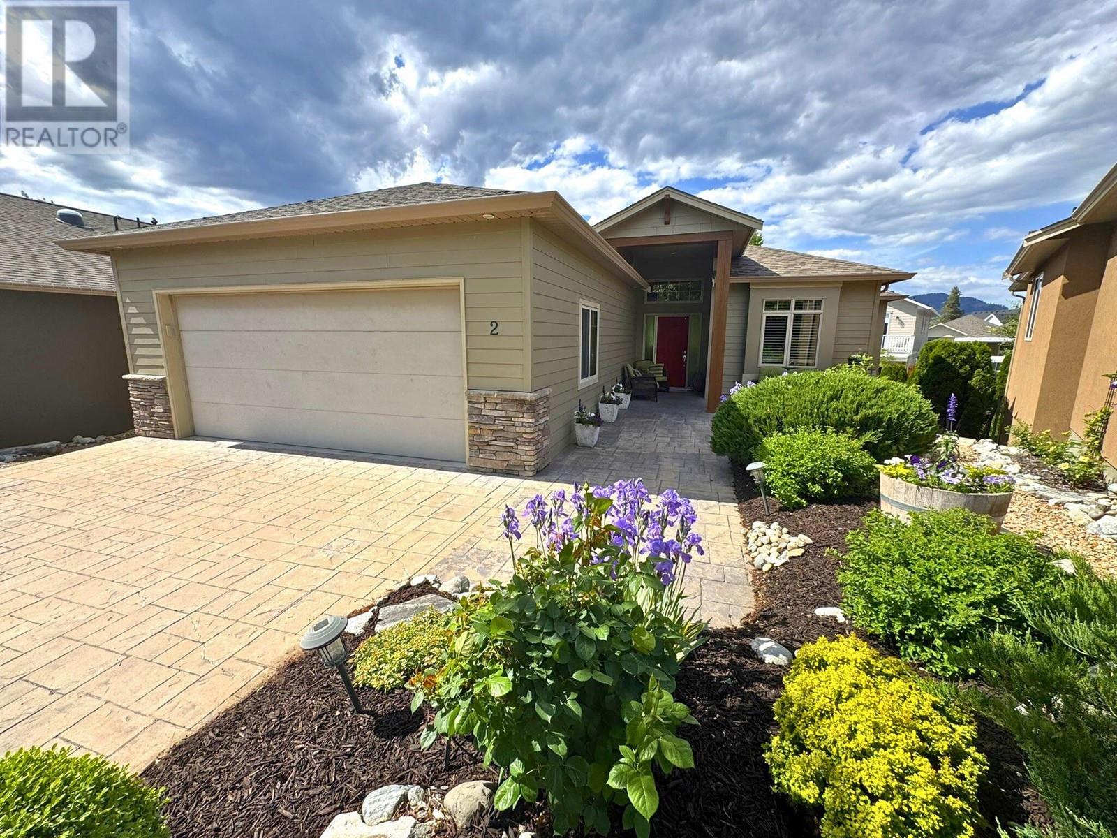 2 6833 Meadows Drive, Oliver