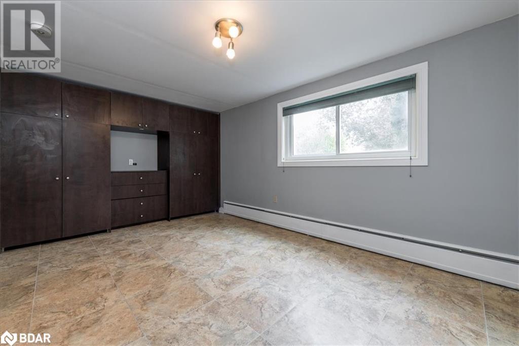 Photo 39 of 46 Eugenia Street, Barrie ON