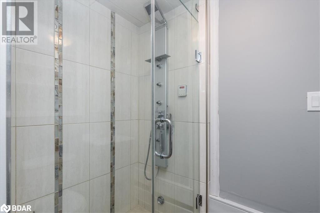 Photo 40 of 46 Eugenia Street, Barrie ON